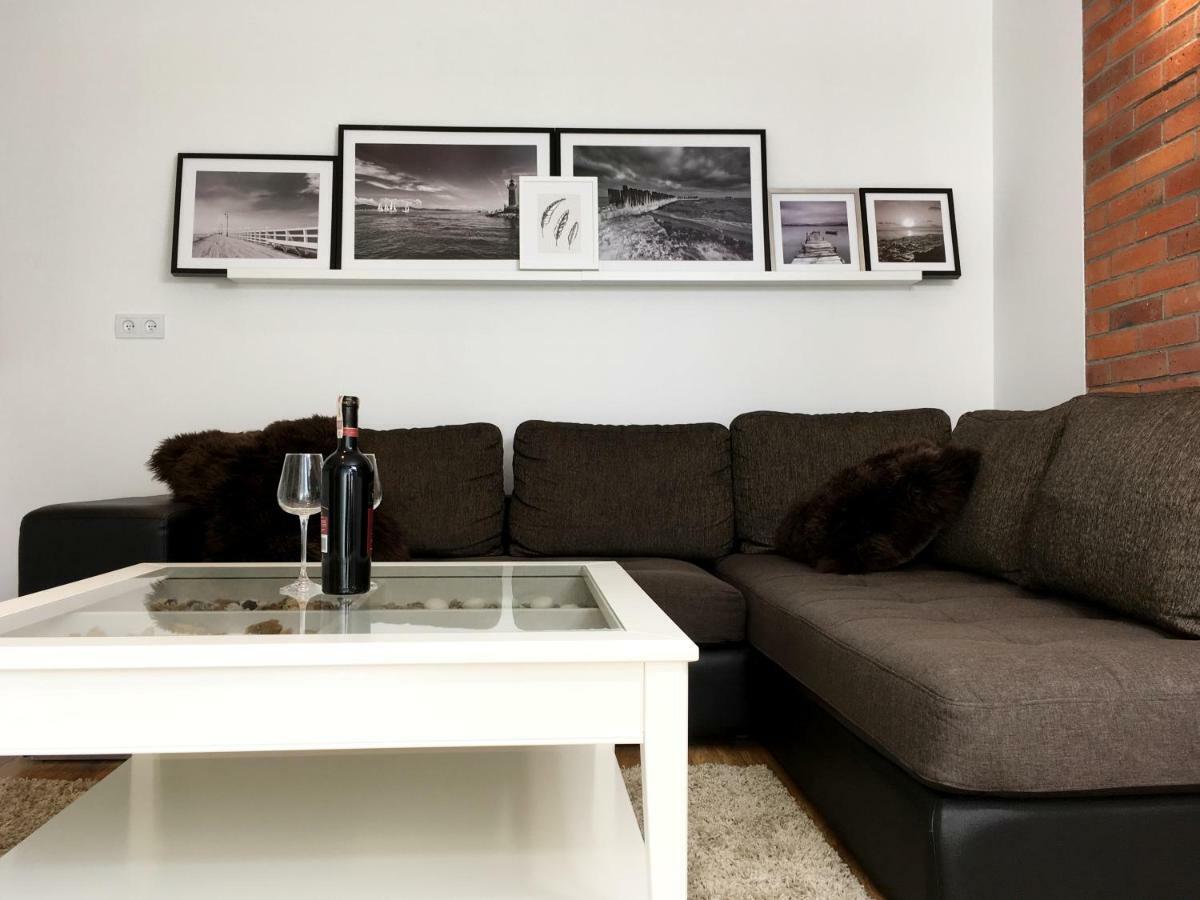 Sea Apartment 150M Do Morza Гданск Екстериор снимка