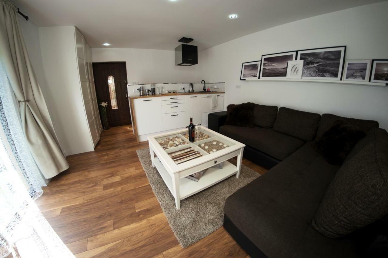 Sea Apartment 150M Do Morza Гданск Екстериор снимка